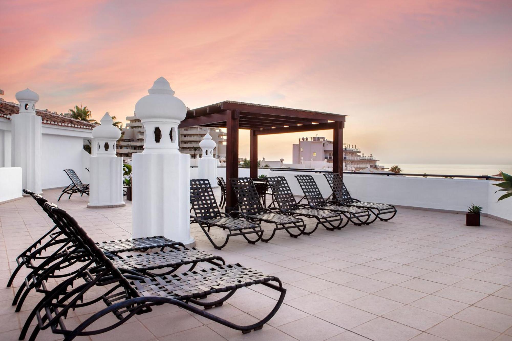 Sahara Sunset Appart hôtel Benalmádena